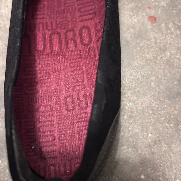 Munro Iriana slip on flats embossed floral black size 9 1/2 - Picture 5 of 10